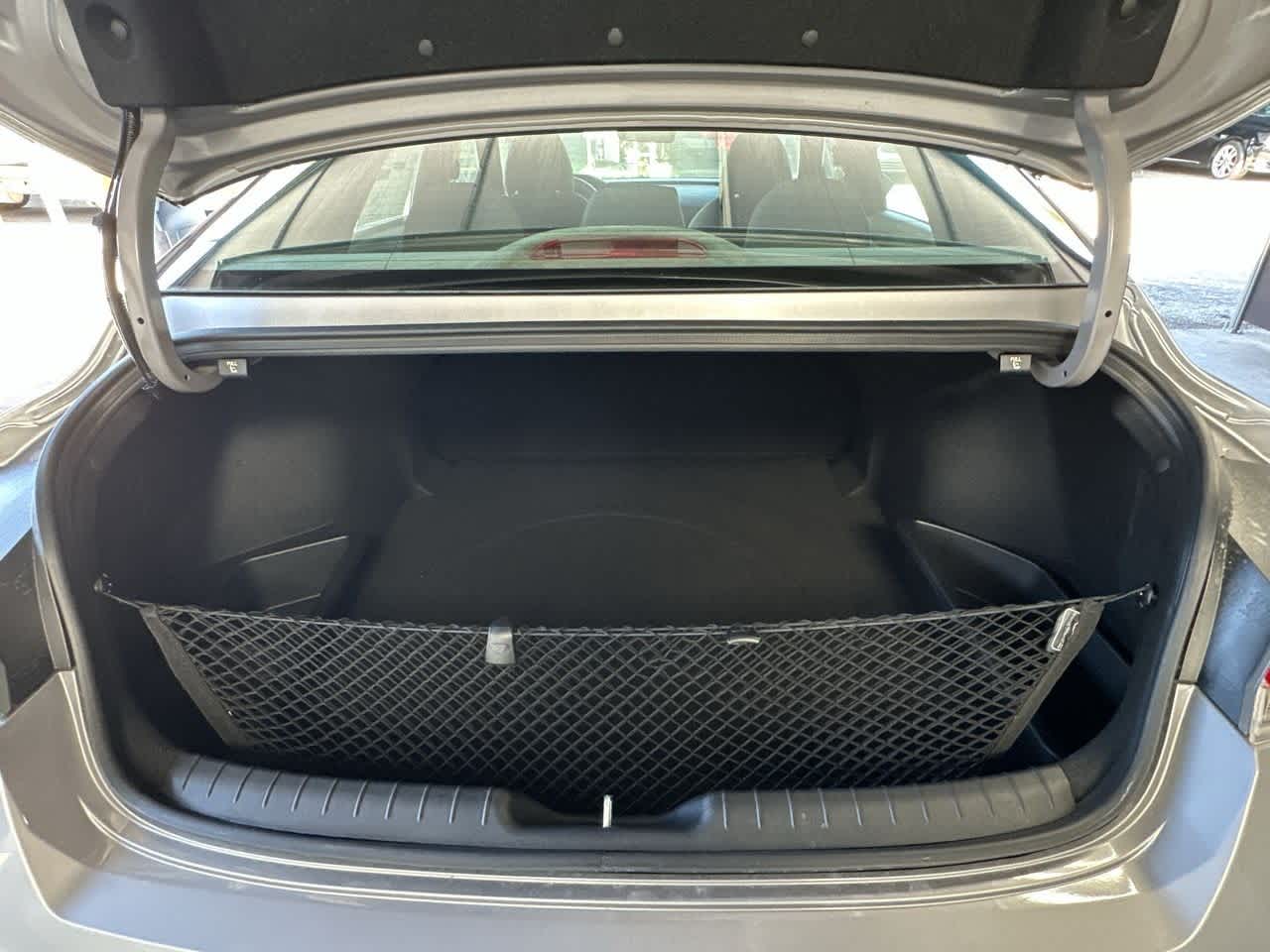 Thumbnail: 2025 Hyundai Elantra - 25