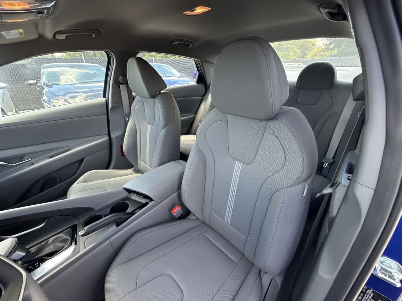 Thumbnail: 2025 Hyundai Elantra - 14