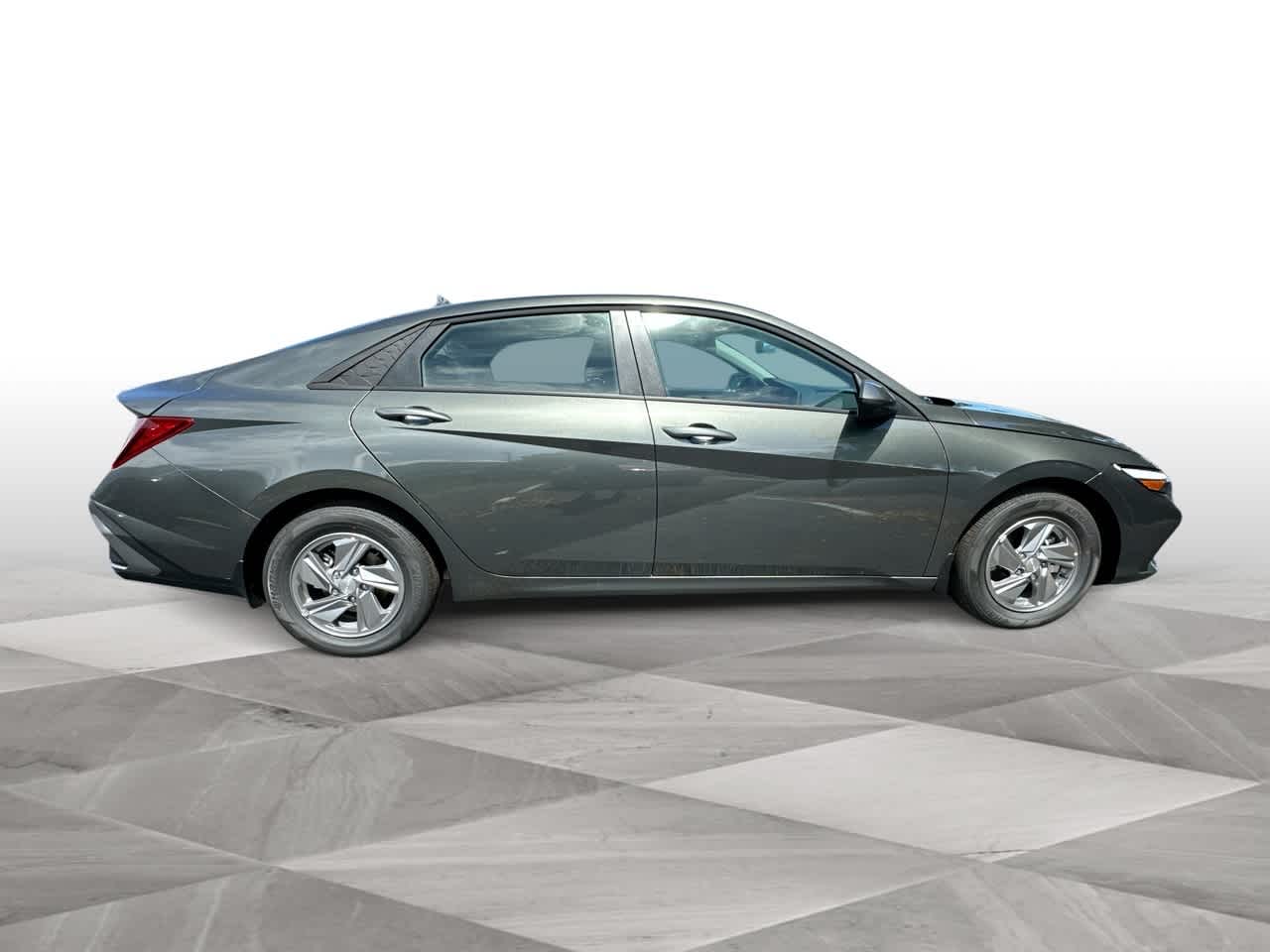 Thumbnail: 2025 Hyundai Elantra - 9