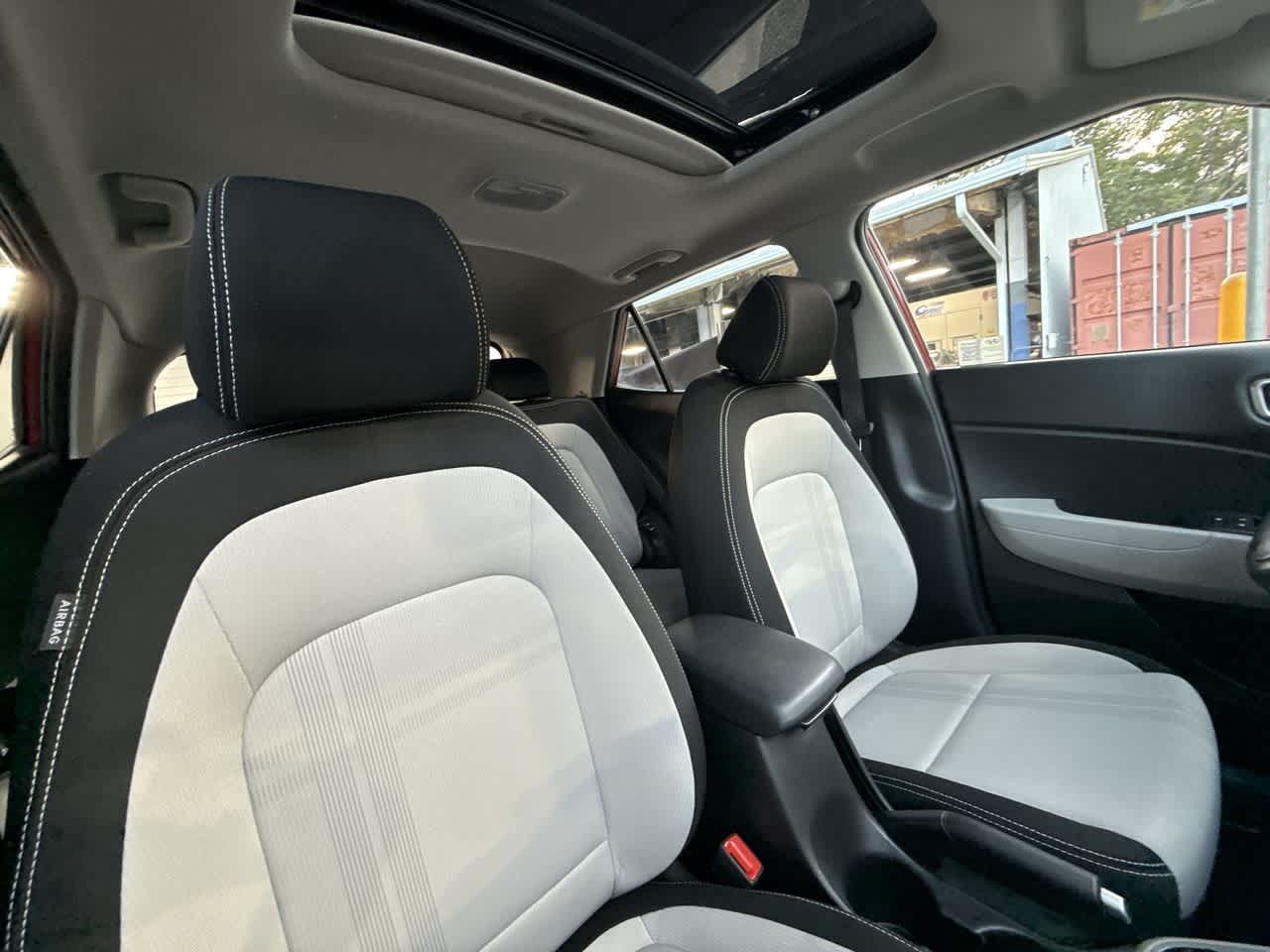 Thumbnail: 2025 Hyundai Venue - 27