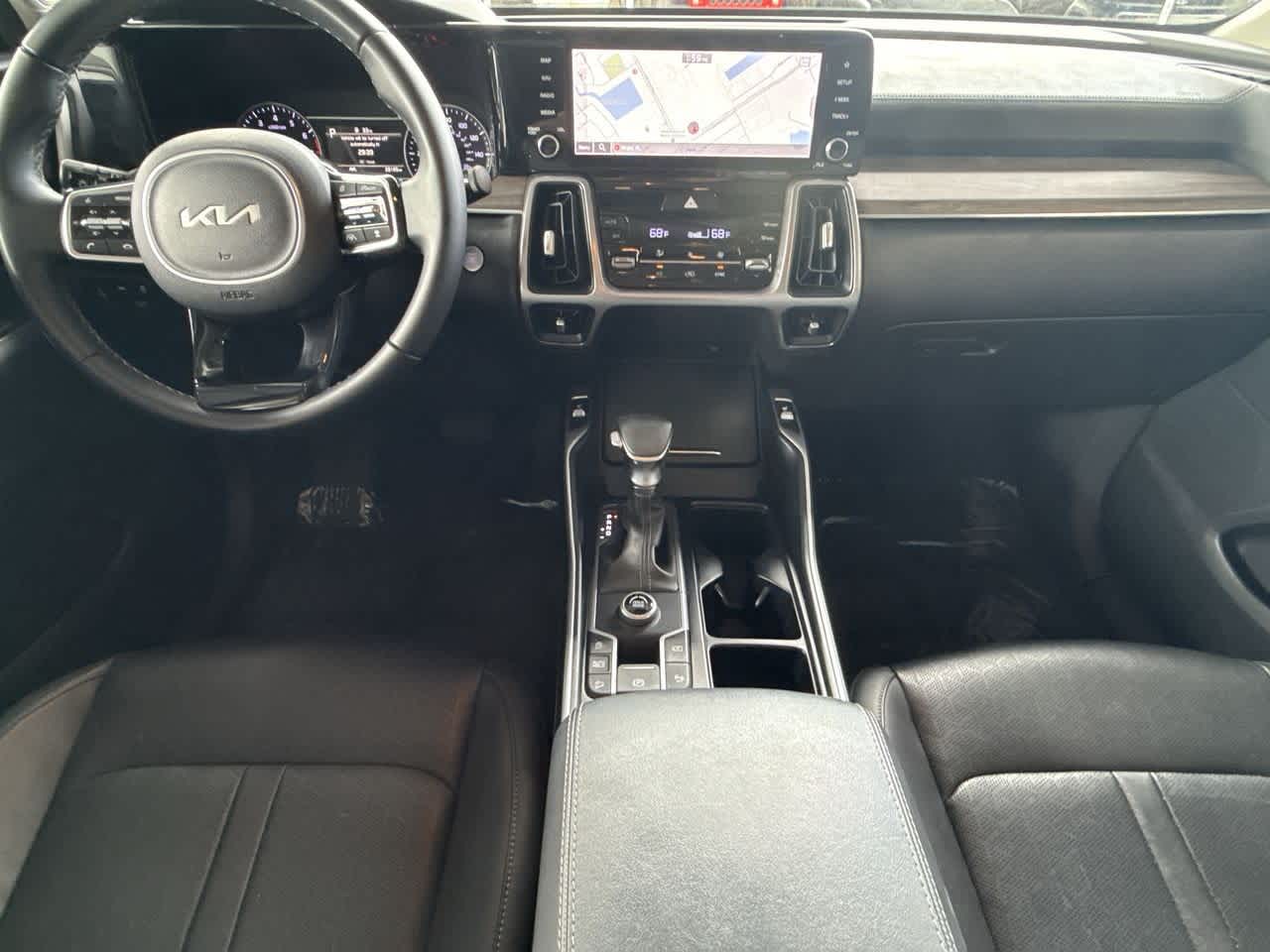 Thumbnail: 2022 Kia Sorento - 24