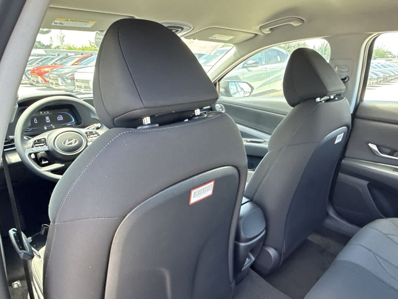 Thumbnail: 2025 Hyundai Elantra - 23