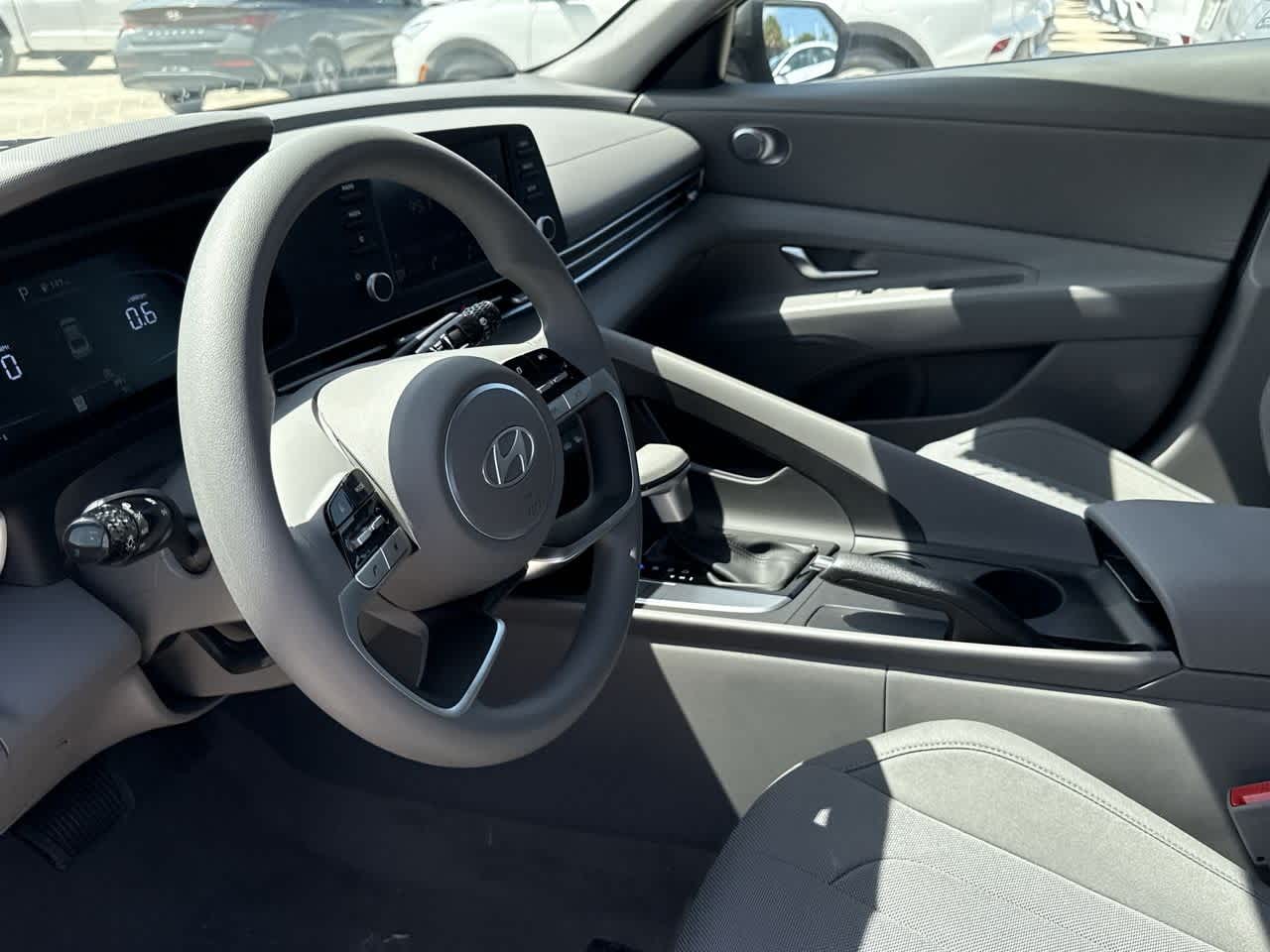 Thumbnail: 2025 Hyundai Elantra - 13