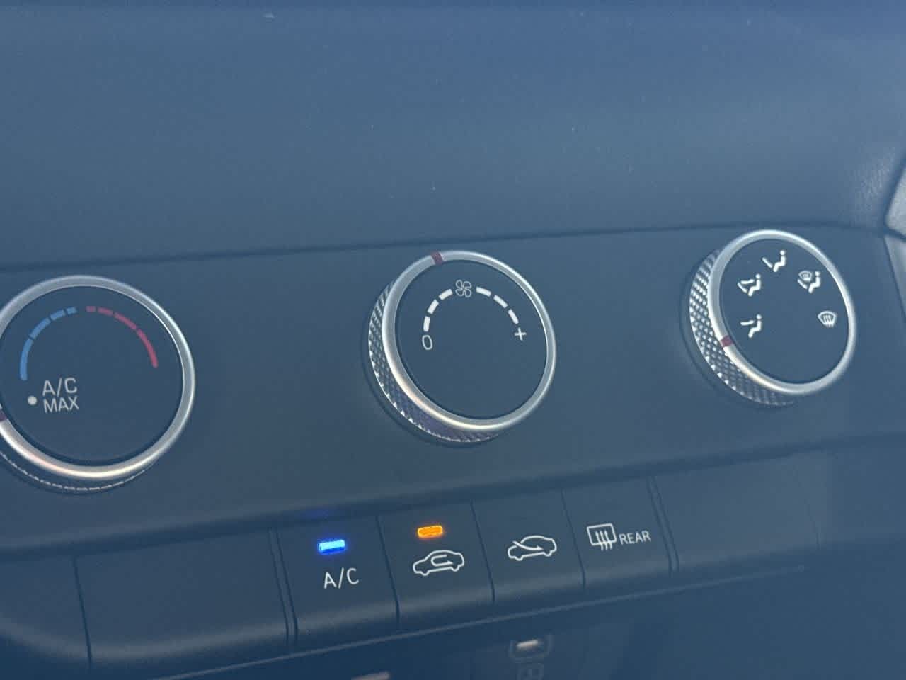 Thumbnail: 2025 Hyundai Elantra - 20