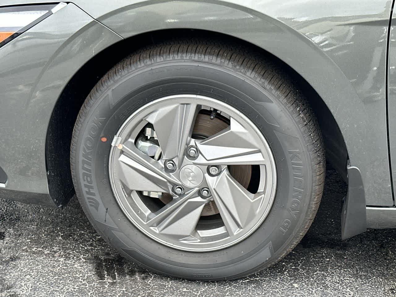 Thumbnail: 2025 Hyundai Elantra - 11