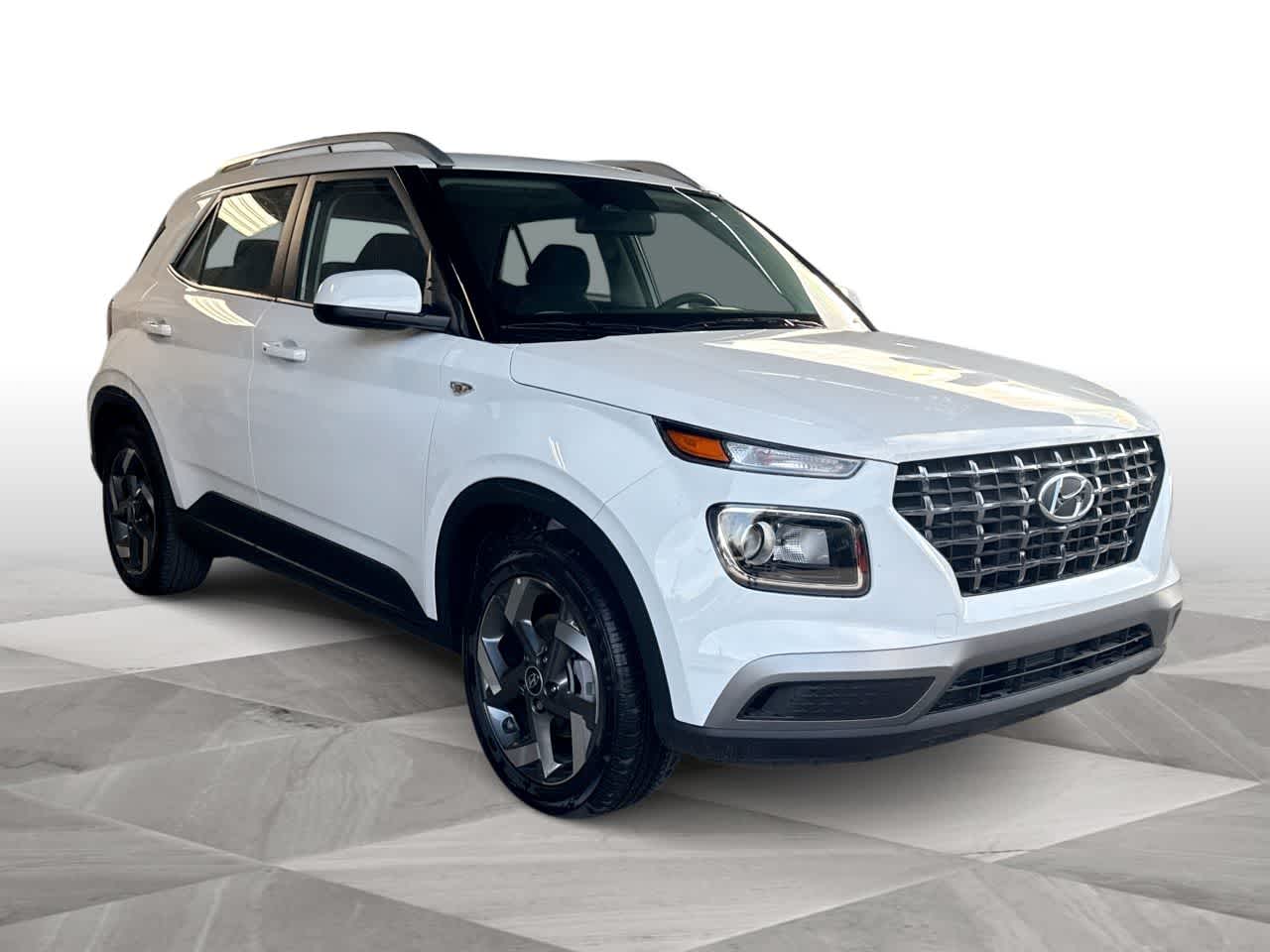 Thumbnail: 2025 Hyundai Venue - 2