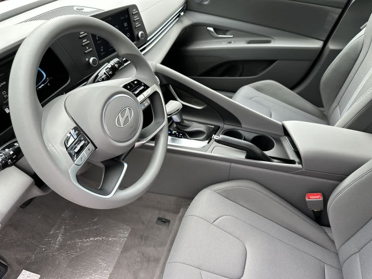 Thumbnail: 2025 Hyundai Elantra - 13