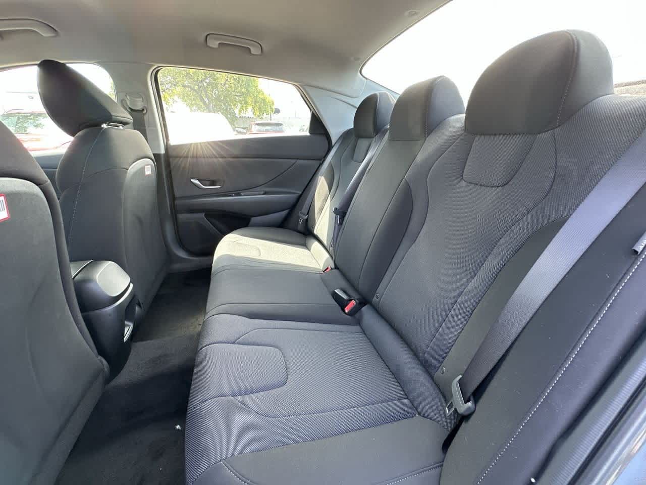 Thumbnail: 2025 Hyundai Elantra - 22