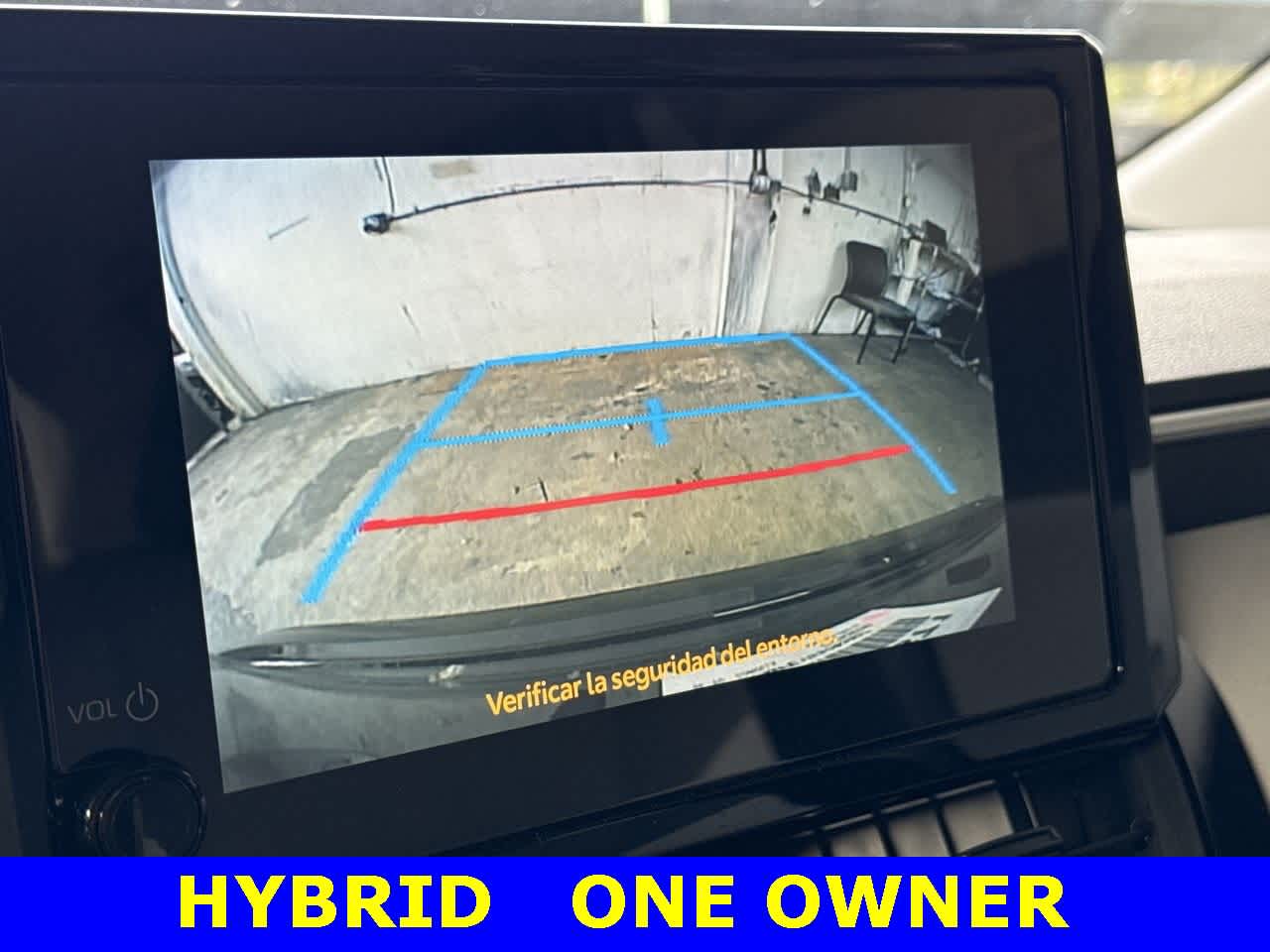 Thumbnail: 2025 Toyota Corolla - 18