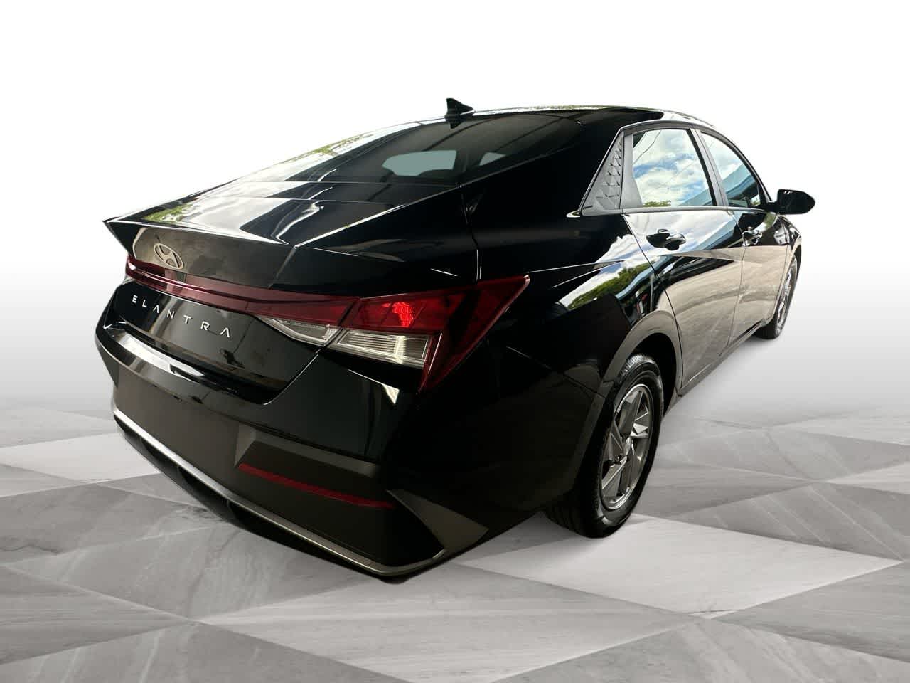 Thumbnail: 2026 Hyundai Elantra - 8