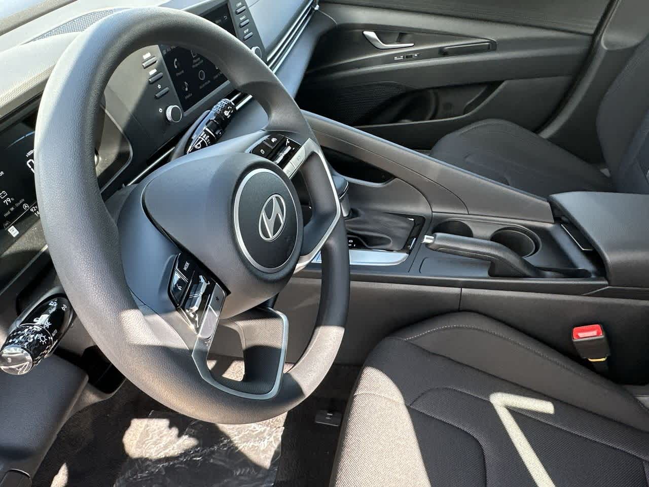 Thumbnail: 2025 Hyundai Elantra - 13