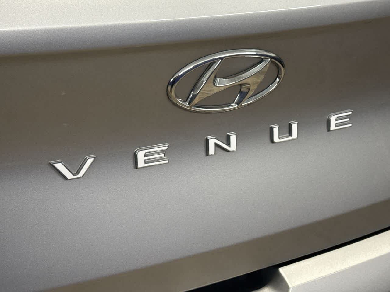 Thumbnail: 2024 Hyundai Venue - 10