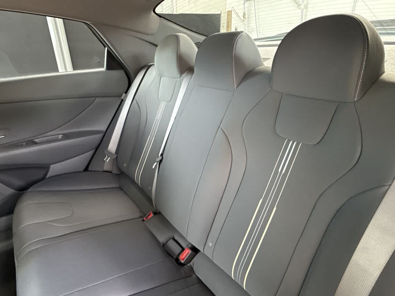 Thumbnail: 2025 Hyundai Elantra - 22