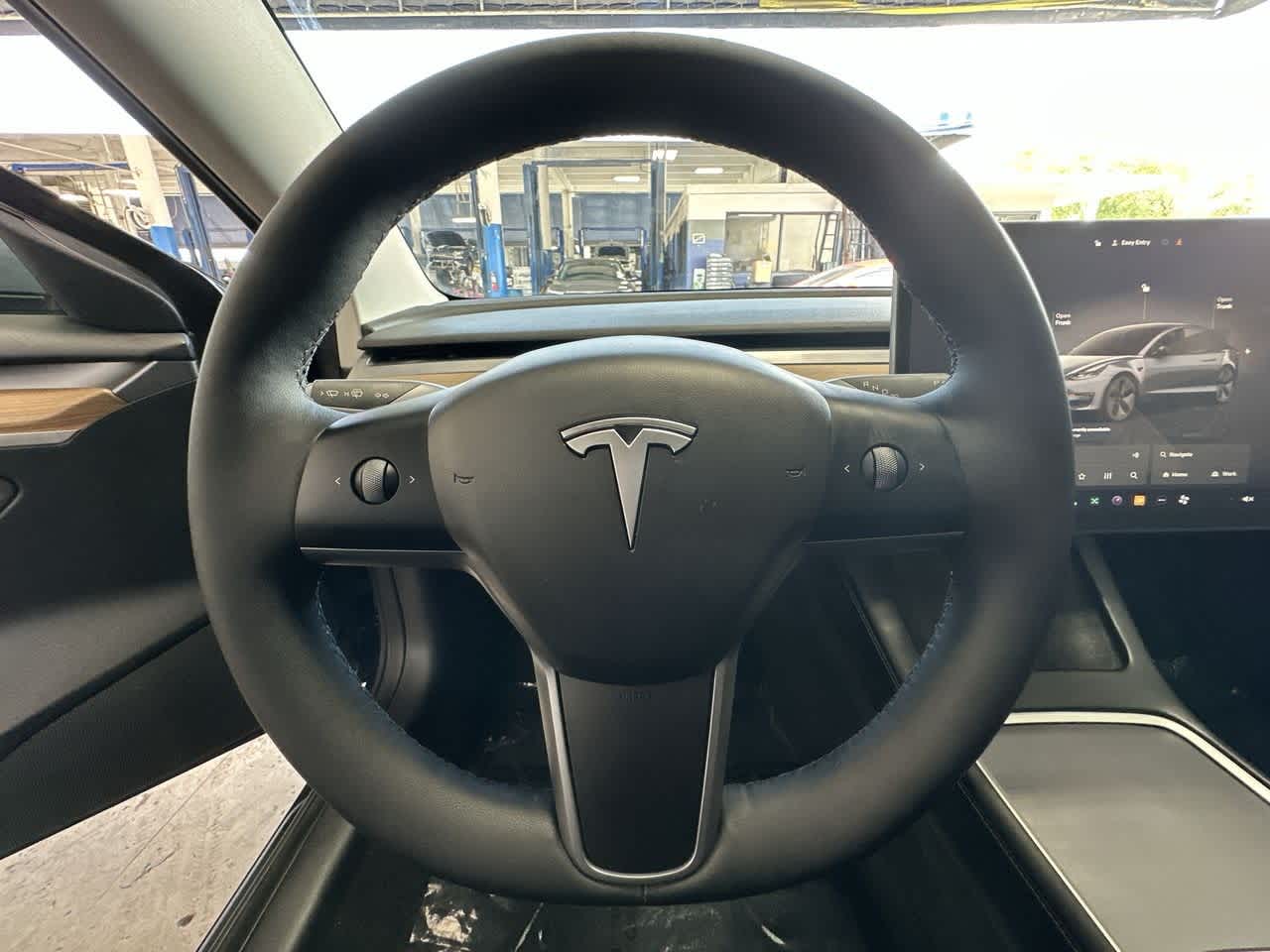 Thumbnail: 2023 Tesla Model 3 - 15