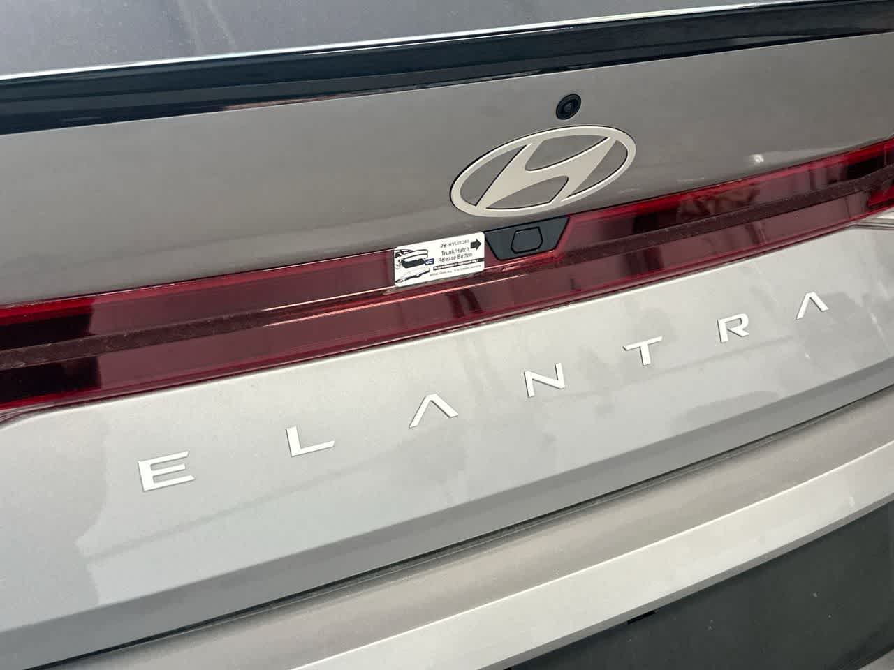 Thumbnail: 2026 Hyundai Elantra - 10