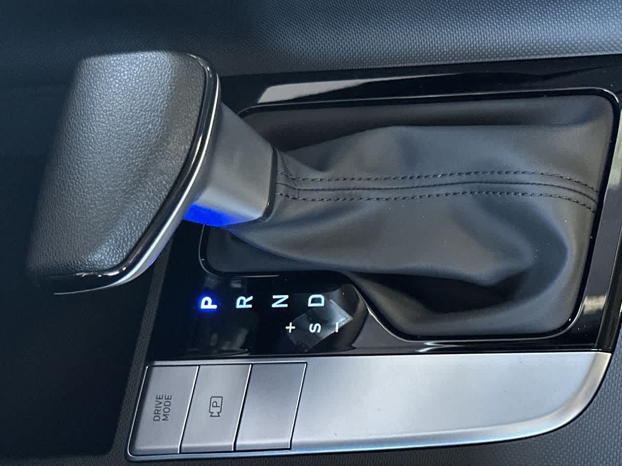 Thumbnail: 2025 Hyundai Elantra - 21