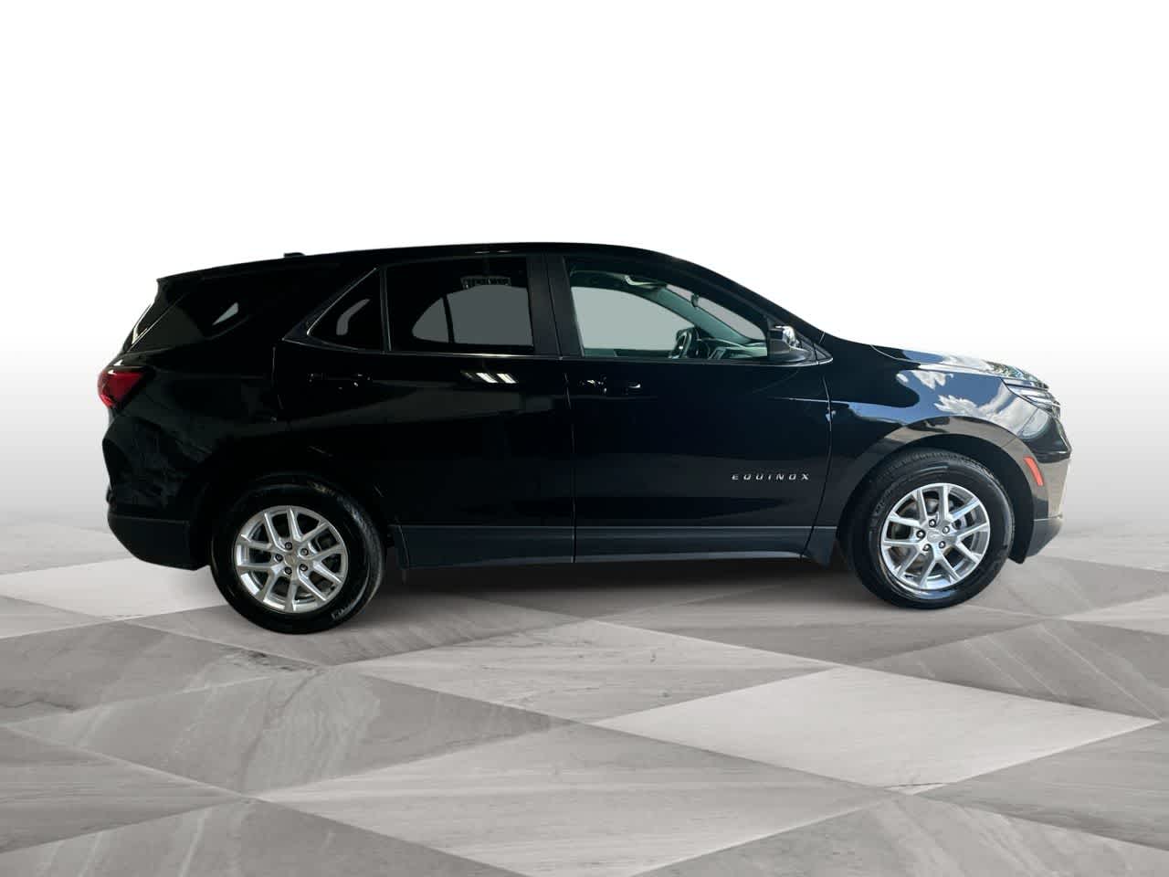 Thumbnail: 2024 Chevrolet Equinox - 9