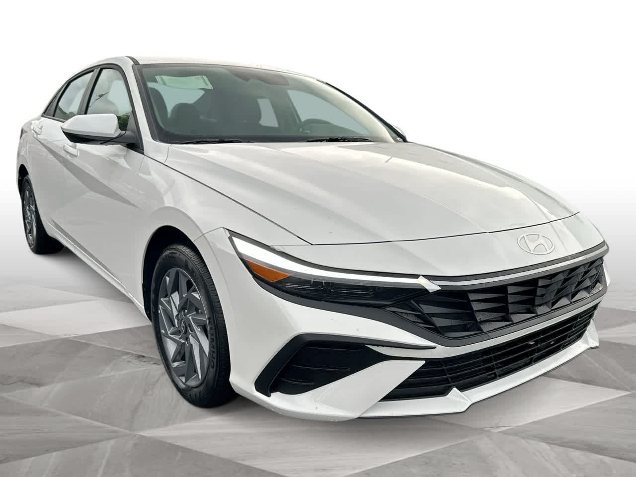 Thumbnail: 2025 Hyundai Elantra - 2