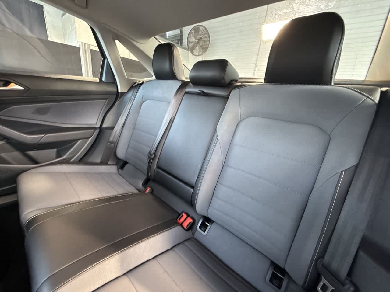 Thumbnail: 2025 Volkswagen Jetta - 22