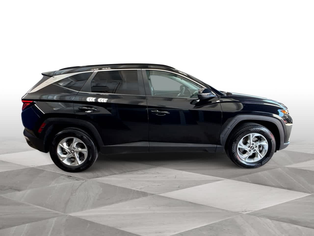 Thumbnail: 2023 Hyundai Tucson - 9