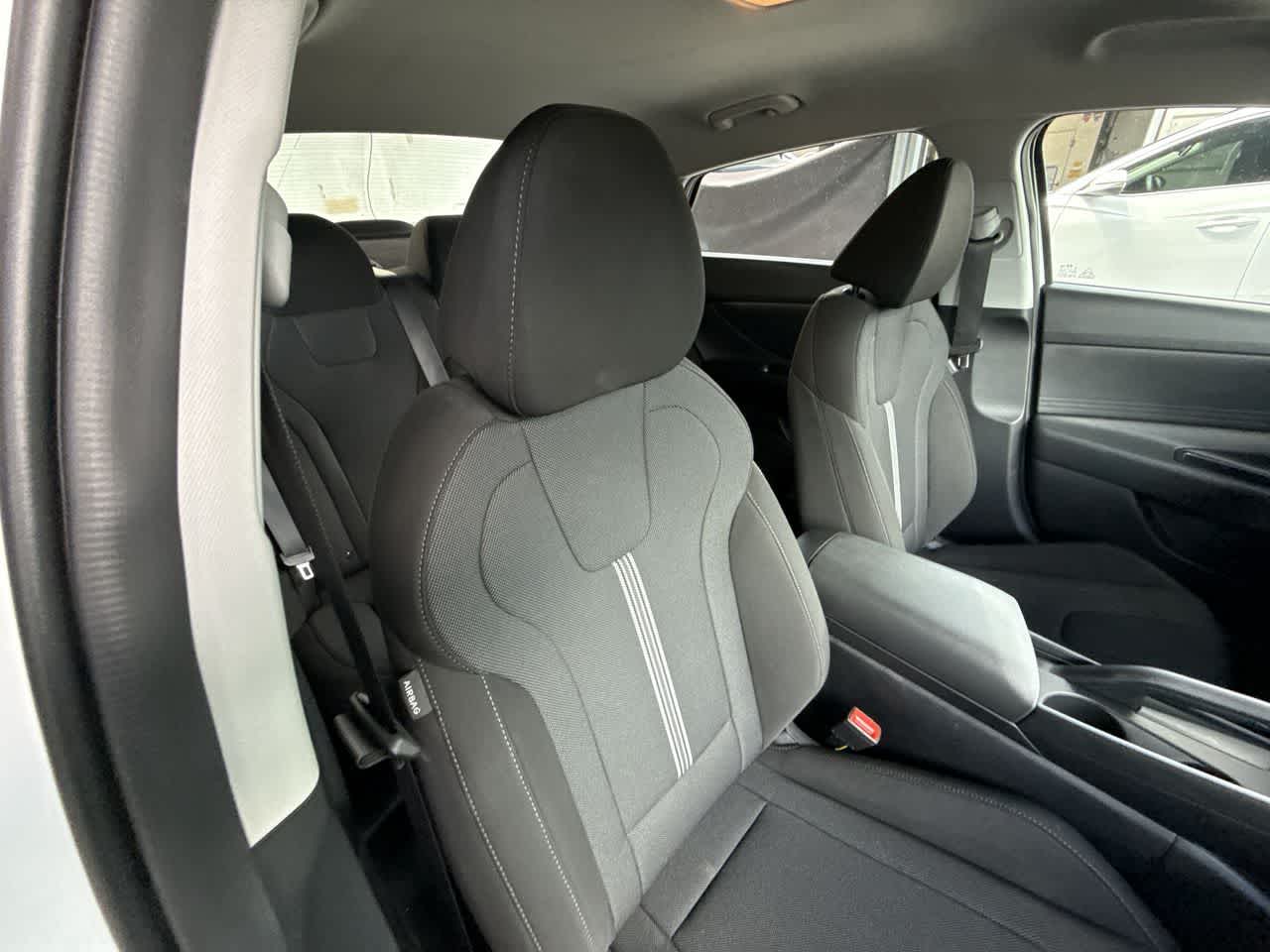 Thumbnail: 2025 Hyundai Elantra - 27