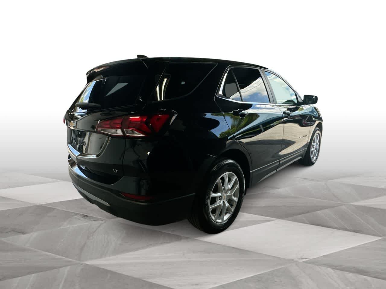 Thumbnail: 2024 Chevrolet Equinox - 8