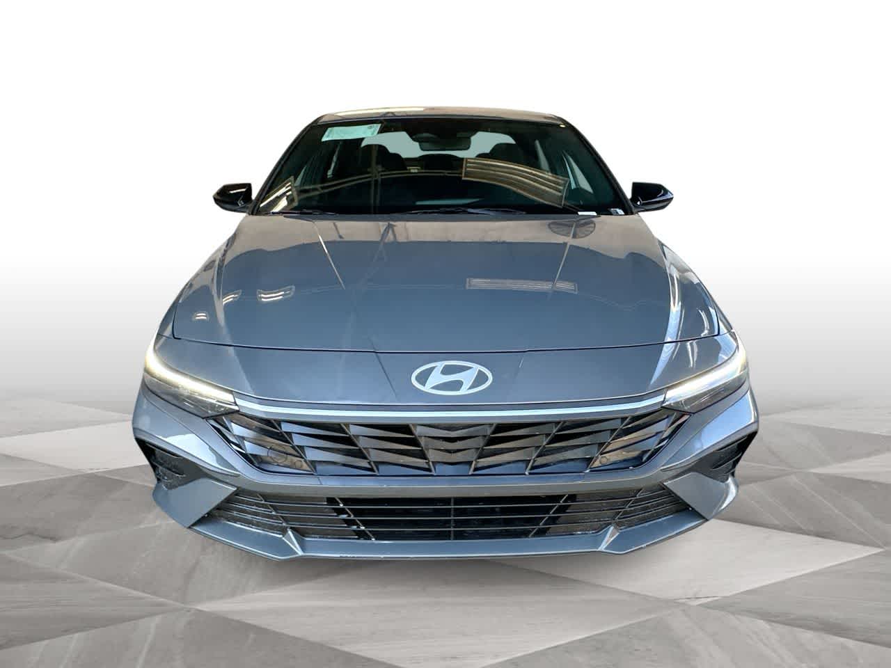Thumbnail: 2026 Hyundai Elantra - 3