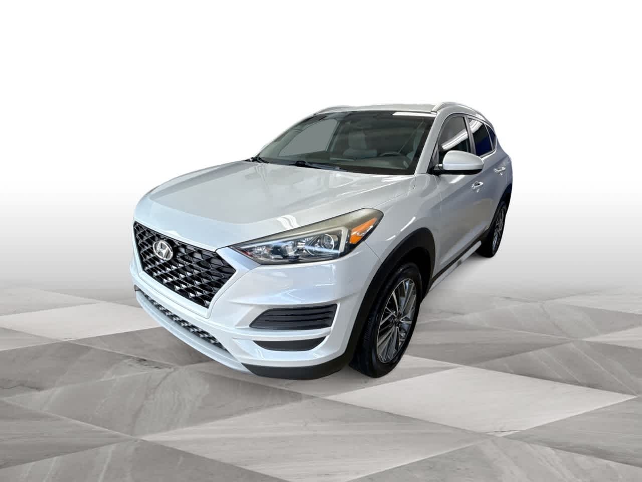 Thumbnail: 2019 Hyundai Tucson - 4
