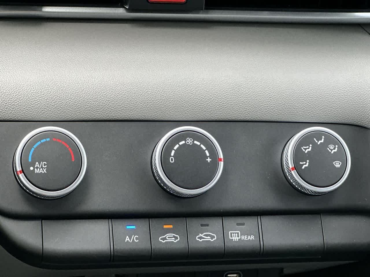 Thumbnail: 2025 Hyundai Elantra - 20