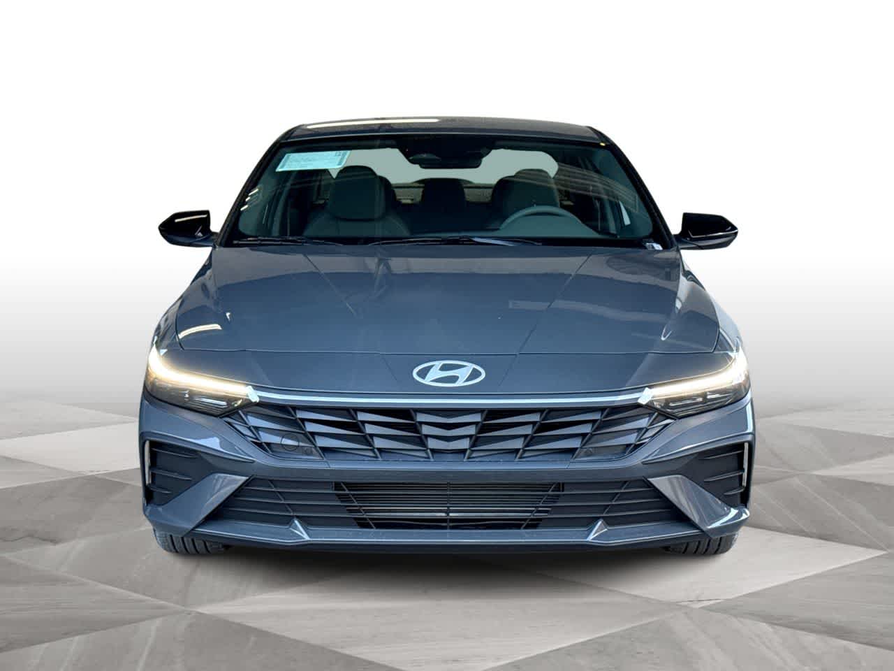 Thumbnail: 2026 Hyundai Elantra - 3