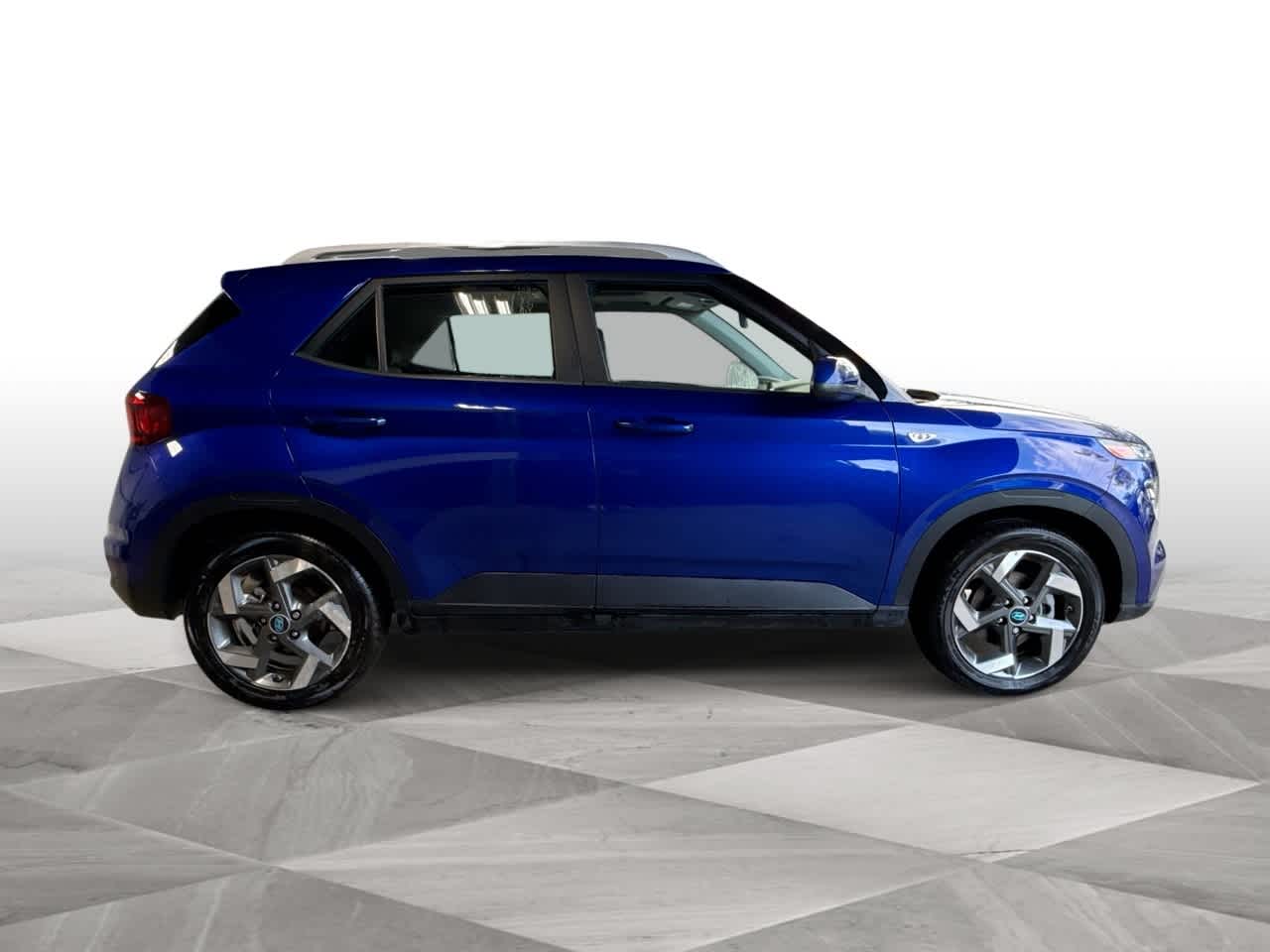 Thumbnail: 2025 Hyundai Venue - 9