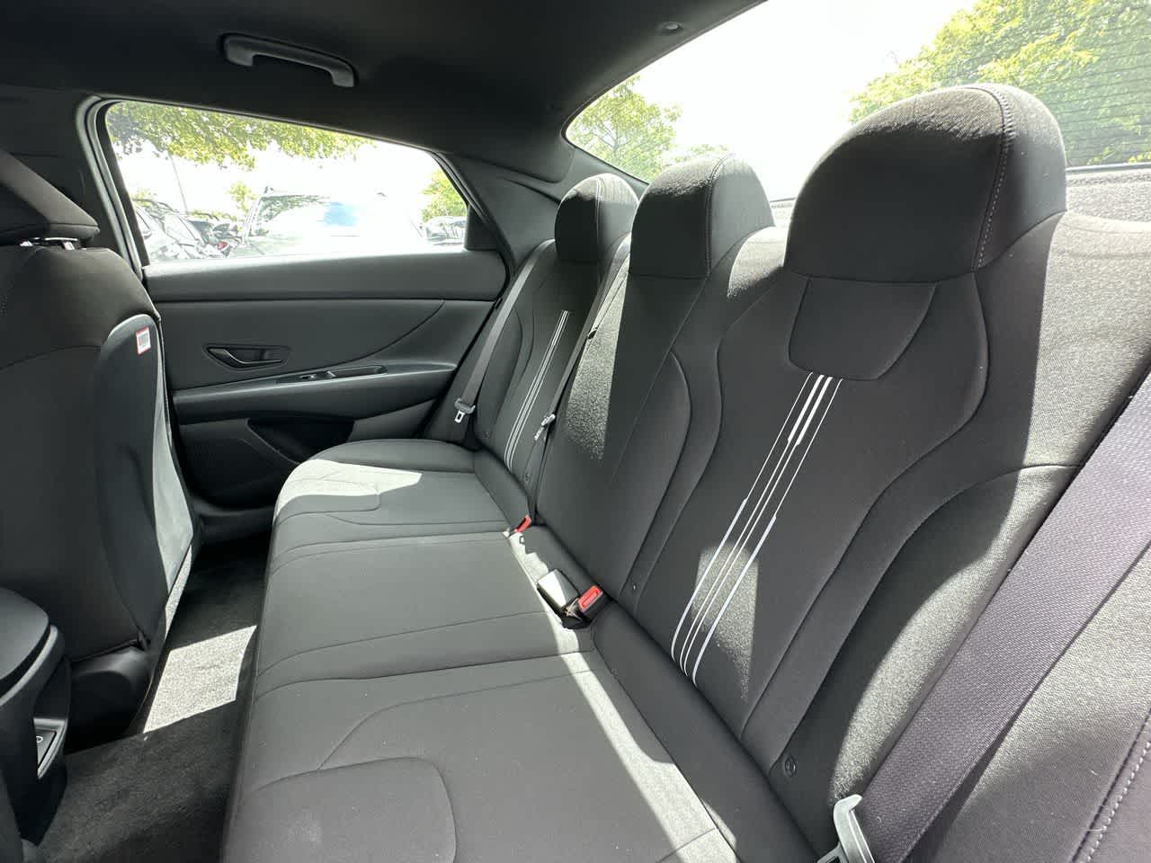 Thumbnail: 2025 Hyundai Elantra - 22