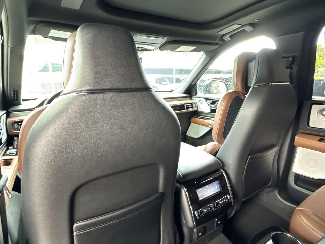 Thumbnail: 2024 Lincoln Aviator - 23