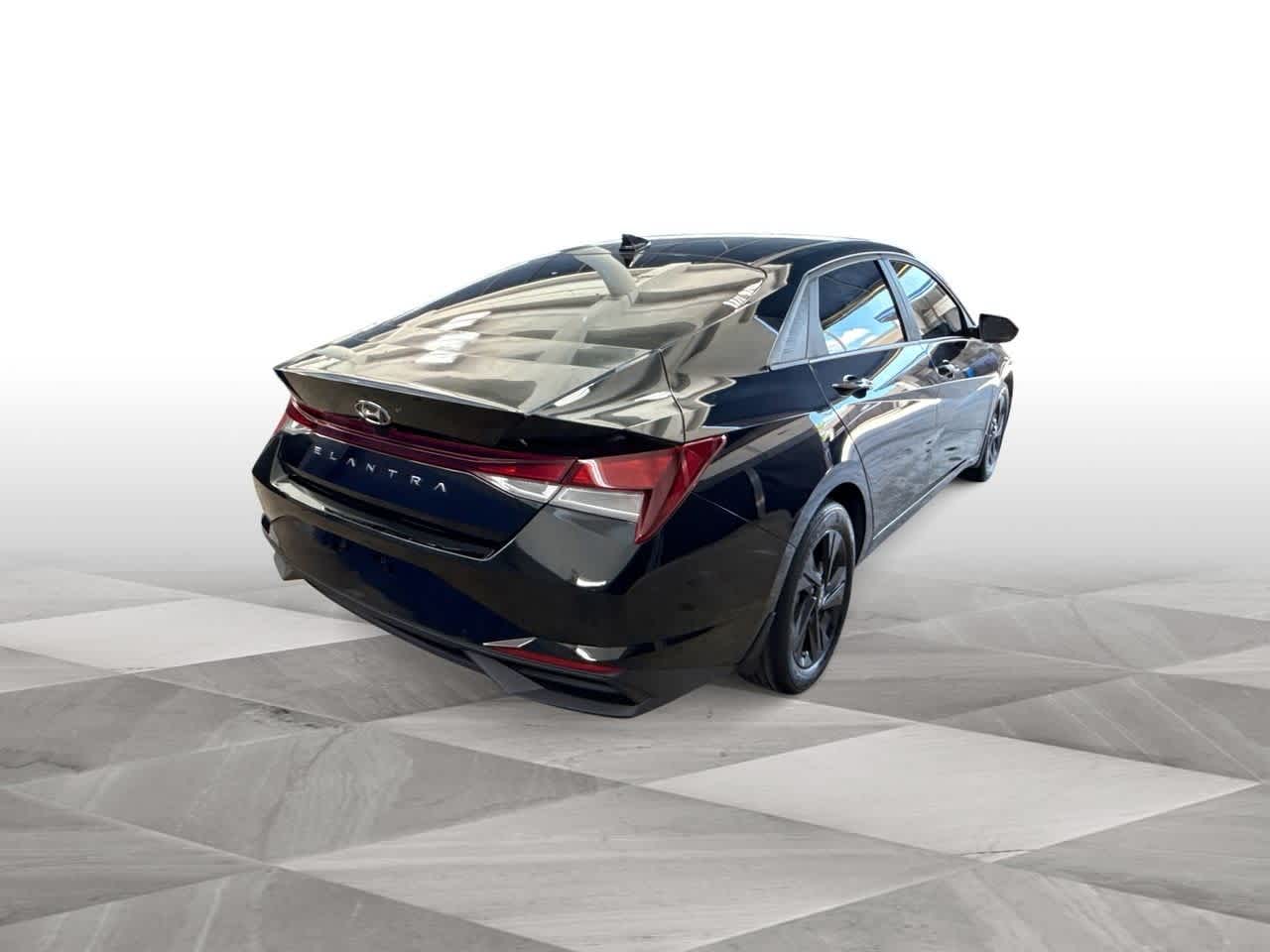 2023 Hyundai Elantra SEL 8
