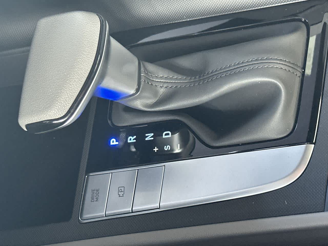 Thumbnail: 2025 Hyundai Elantra - 21