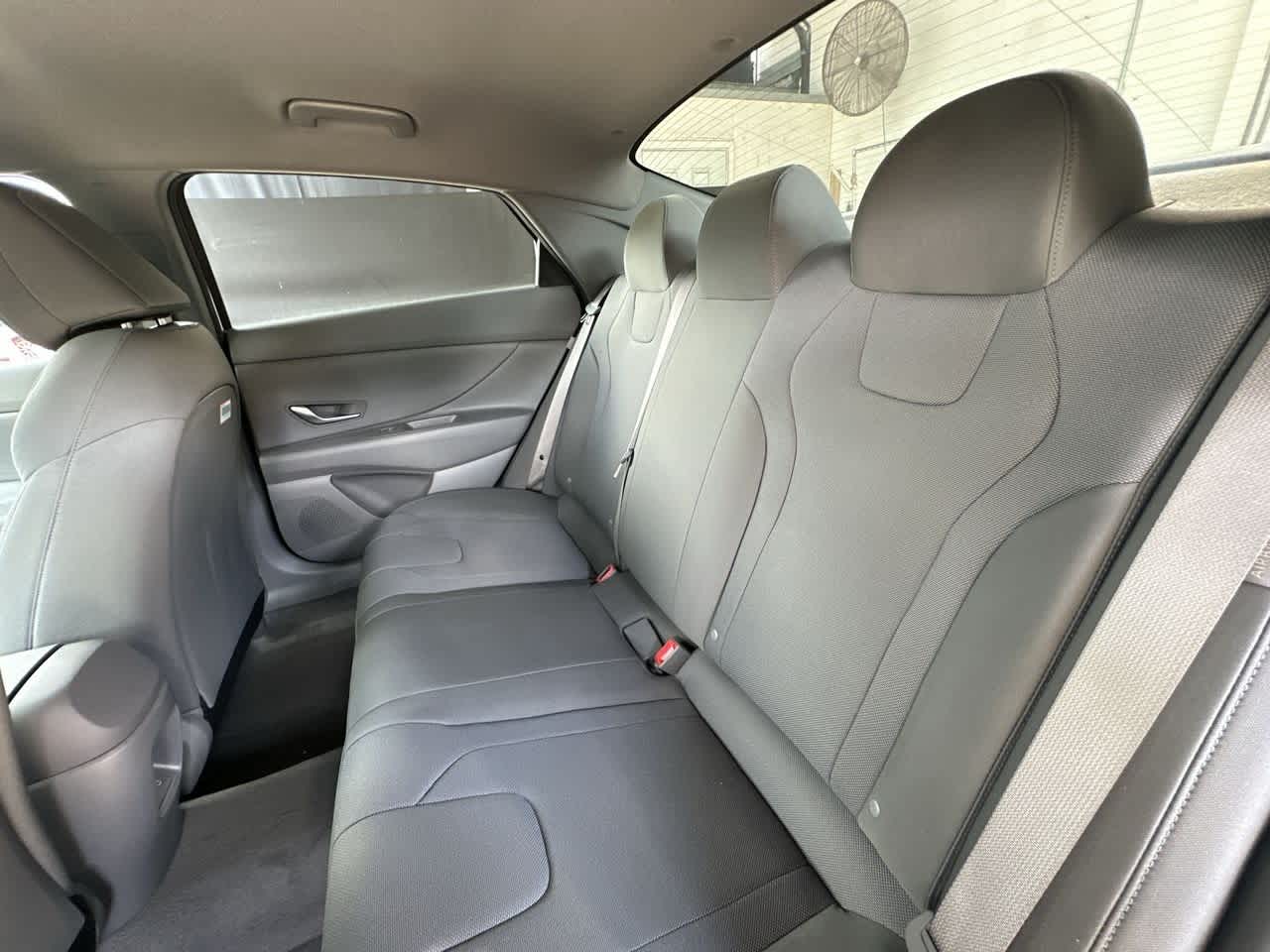 Thumbnail: 2025 Hyundai Elantra - 22