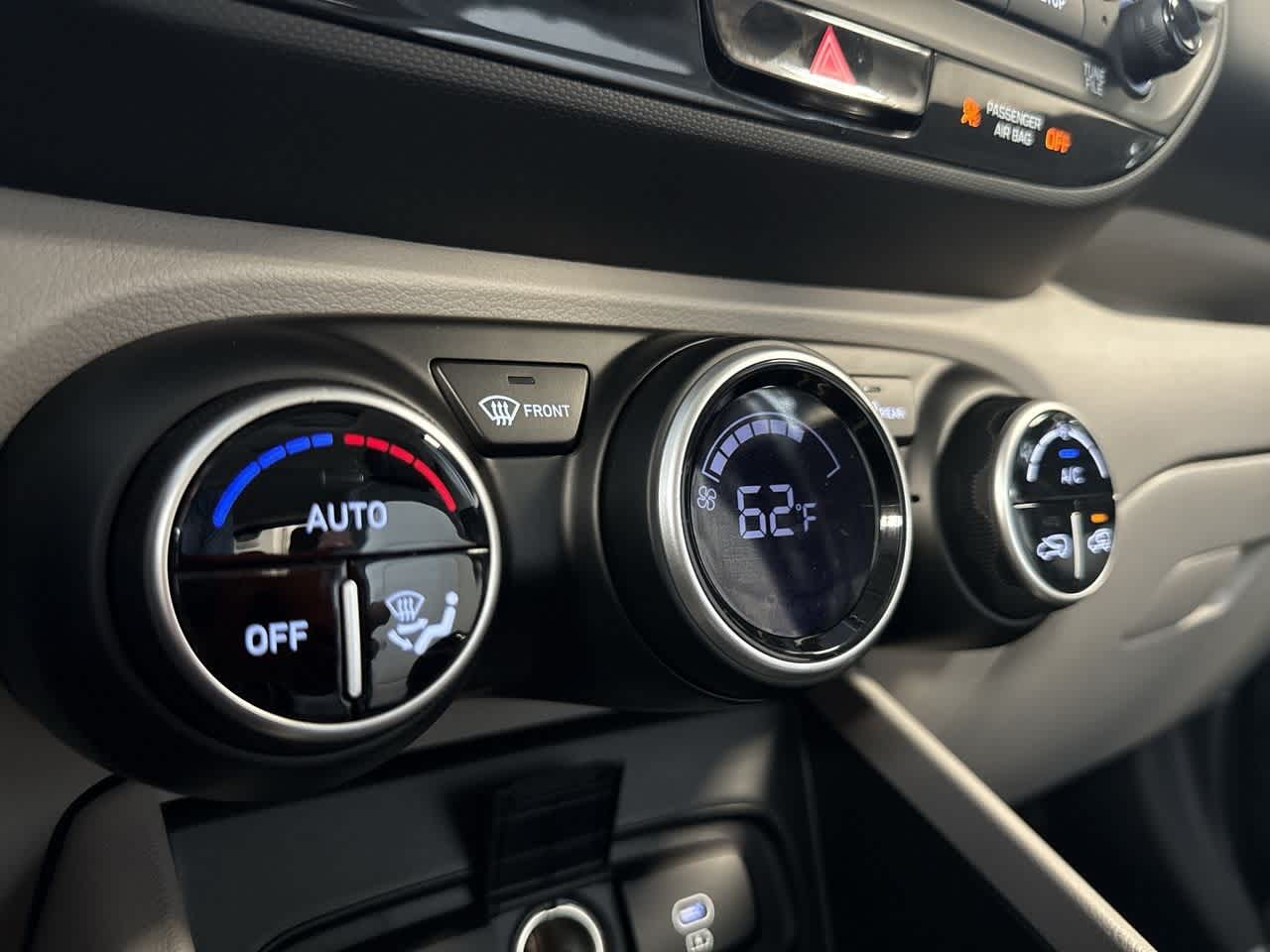 Thumbnail: 2025 Hyundai Venue - 20