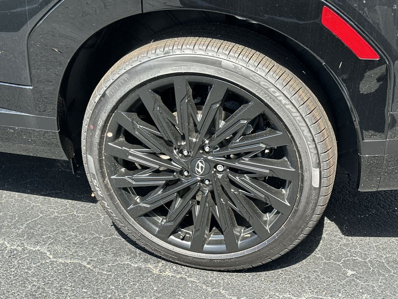 Thumbnail: 2025 Hyundai Santa Fe - 11