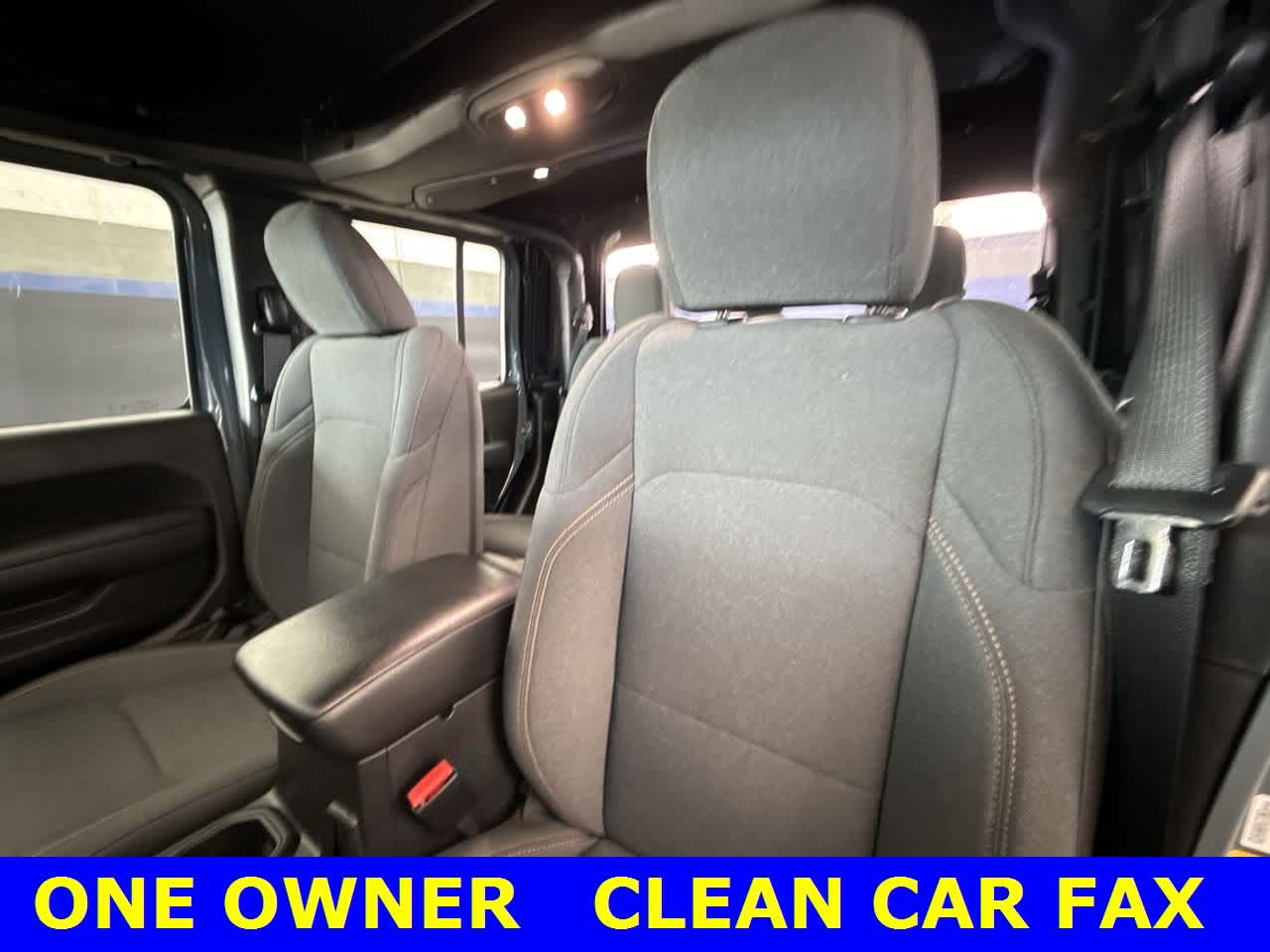 Thumbnail: 2024 Jeep Gladiator - 14