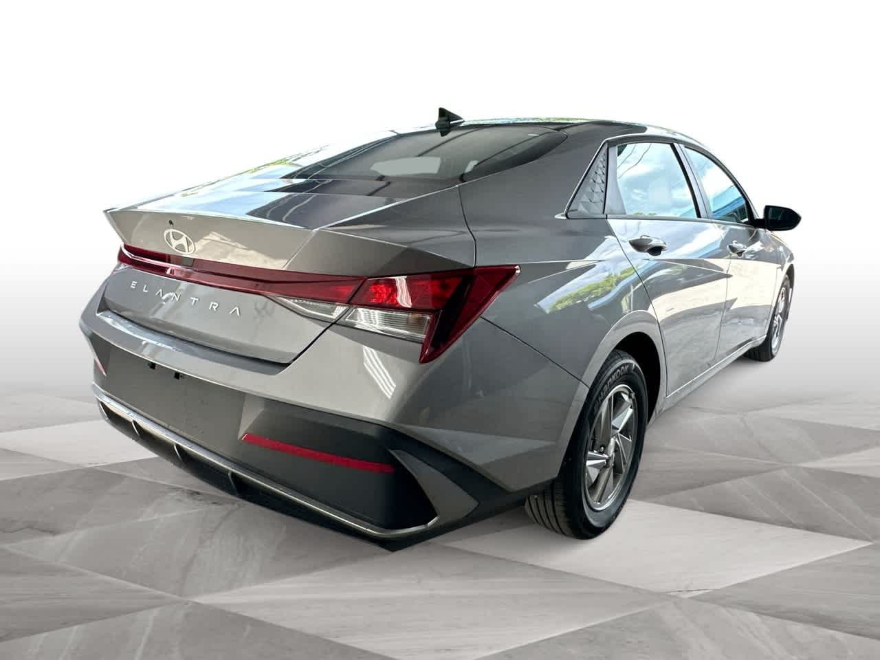 Thumbnail: 2025 Hyundai Elantra - 8
