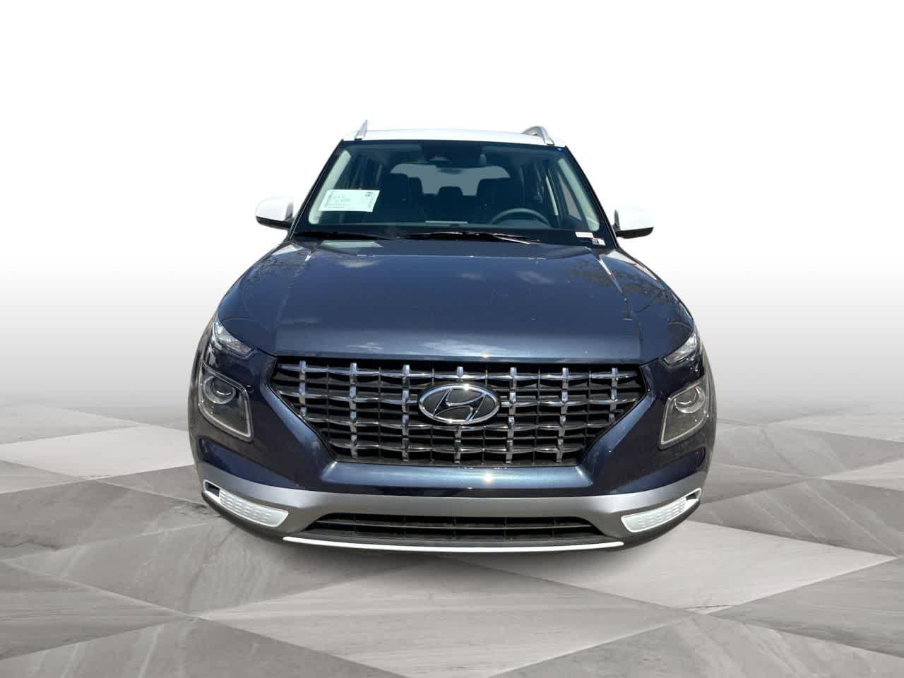 Thumbnail: 2026 Hyundai Venue - 3