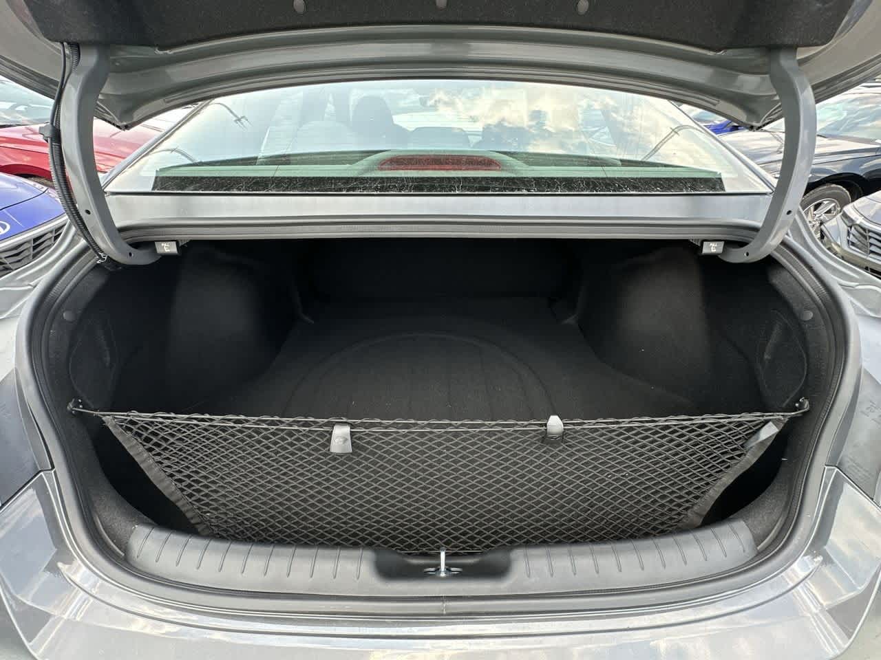 Thumbnail: 2025 Hyundai Elantra - 25