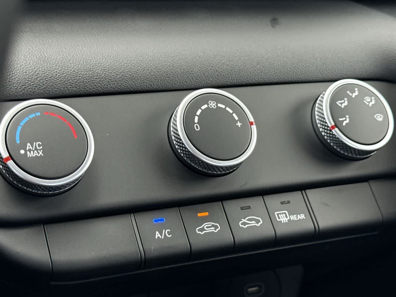 Thumbnail: 2025 Hyundai Elantra - 20