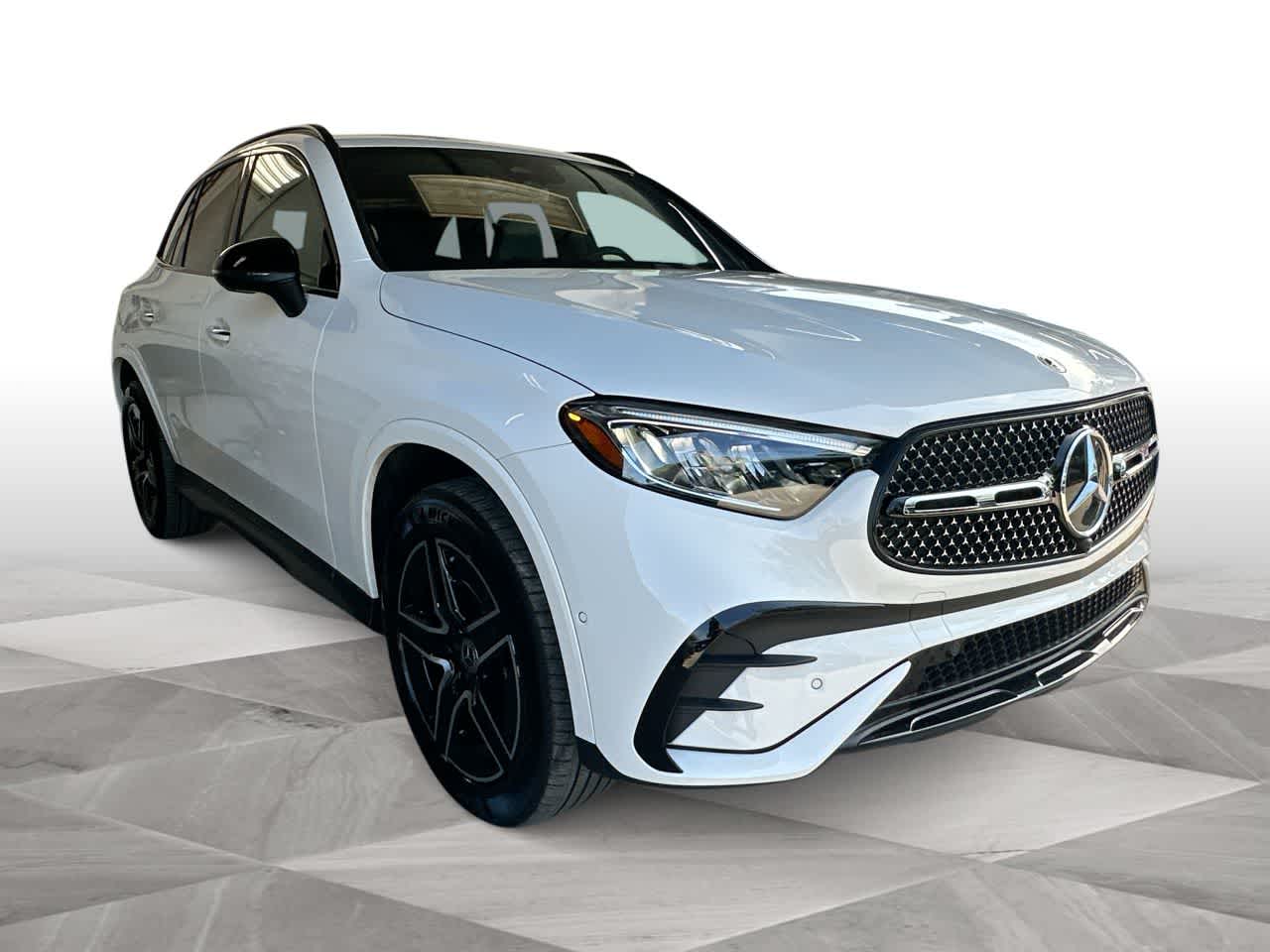 Thumbnail: 2025 Mercedes-Benz GLC - 2