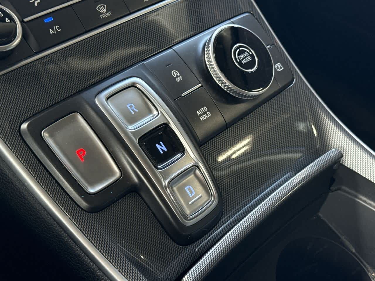 Thumbnail: 2022 Hyundai Santa Fe - 21