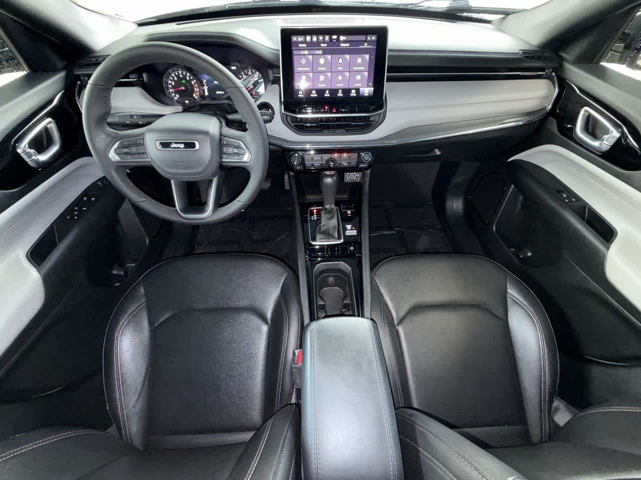 Thumbnail: 2024 Jeep Compass - 24