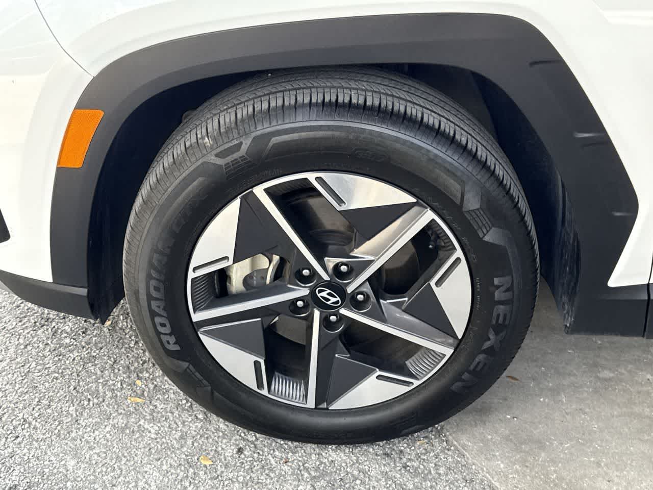 Thumbnail: 2025 Hyundai Tucson - 11