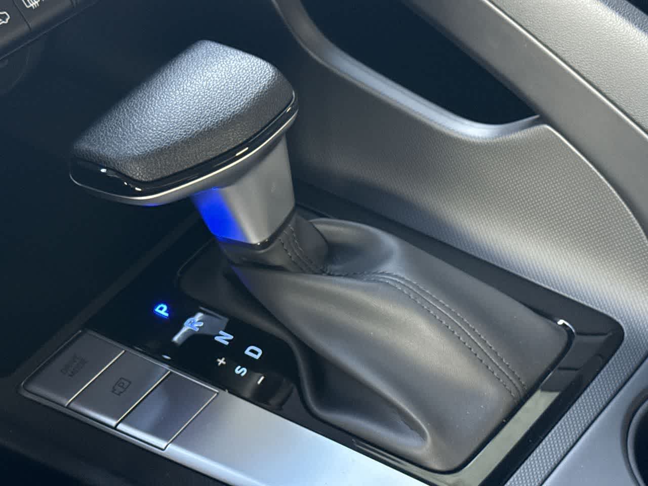 Thumbnail: 2025 Hyundai Elantra - 21