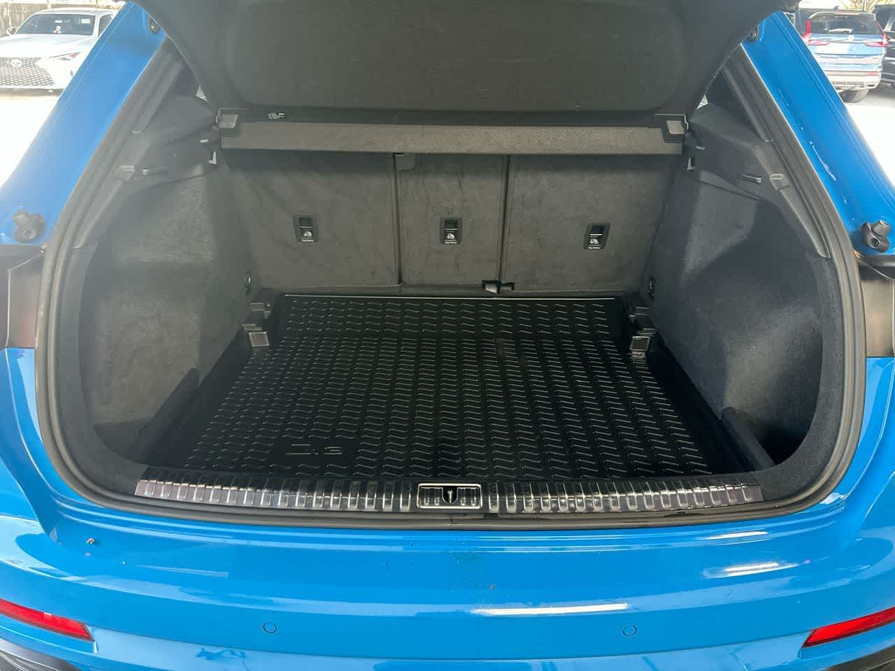 Thumbnail: 2022 Audi Q3 - 25