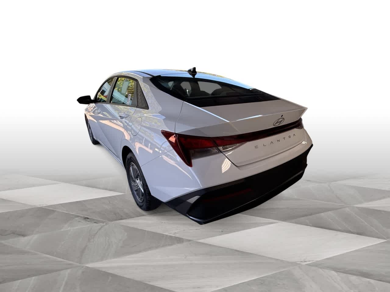 Thumbnail: 2026 Hyundai Elantra - 6